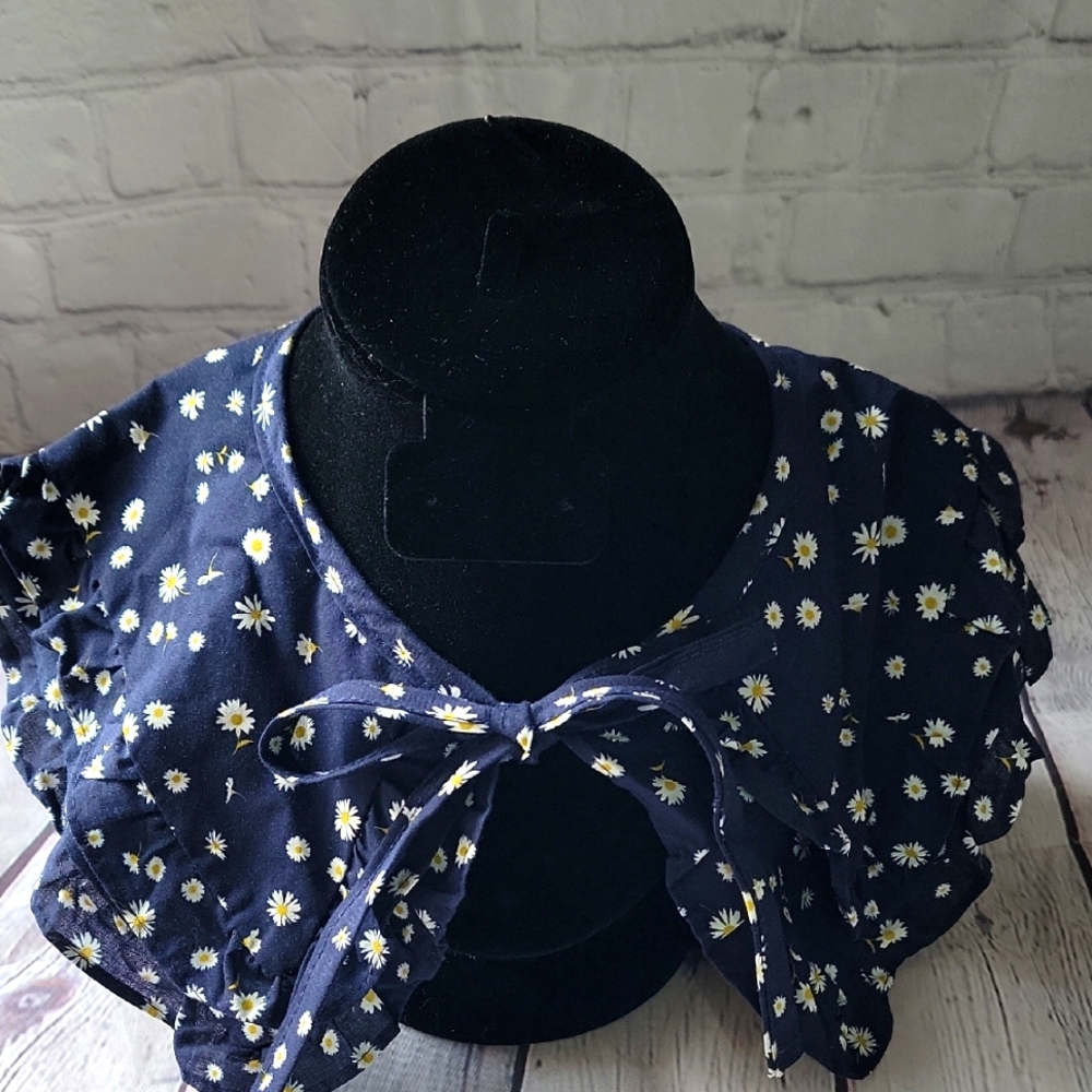 Steve Madden Navy Floral Tie-Front Shrug Detachable Collar Bohemian